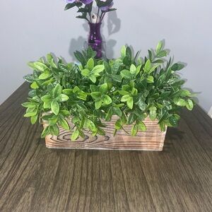 ❌SOLD❌ Foliage box faux bush table top window sill plant decor